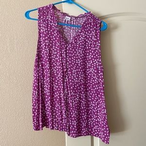 Gap Size L Sleeveless Blouse